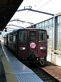 02_train.jpg