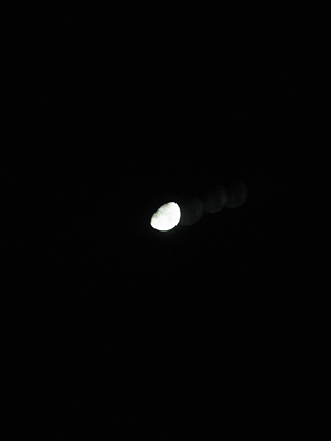 03_moon.jpg
